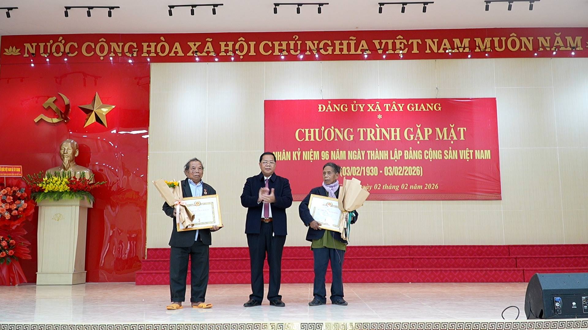 anh tin bai